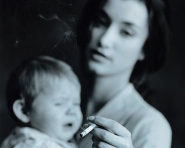 У курящих родителей - проблемные малыши
