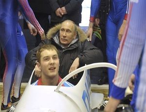 Владимир Путин победил бобслейную трассу только со 2-ой пробы