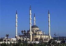 Мечеть "Сердечко Чечни" в Суровом. Необходимо отметить, что фото с веб-сайта ulver. nohchi. vu