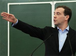 Якеменко готовил вопросы для Медведева от «сетевых сообществ»