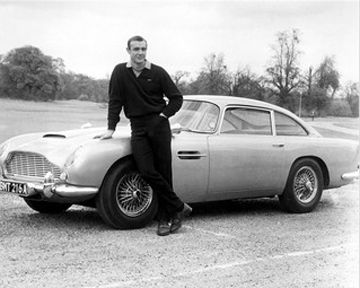 В Британии на аукционе реализуют Aston Martin Джеймса Бонда