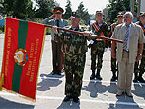 Военный институт Минобороны ПМР получил боевое знамя