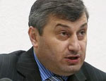 Кокойты просит интернационального суда для Саакашвили