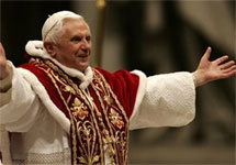 Папа римский Бенедикт XVI. Напомним, что фото АР