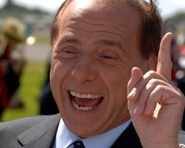 Берлускони остается самым богатым политиком Италии