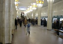 Станция "Октябрьская" минского метро. Важно отметить о том, что фото с веб-сайта vestibelarusi. ru