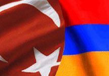 Флаги Армении и Турции. Отметим, что коллаж с веб-сайта bakililar. az