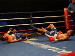 В Пуэрто-Рико два боксера отправили друг дружку в нокдаун