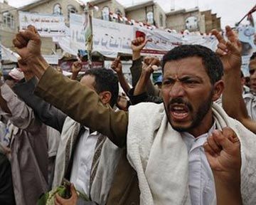 В Йемене длится борьба меж сторонниками и противниками президента