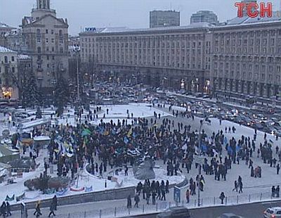 Новый Регион: МВД посчитало митингующих на Майдане - не больше 2 тыщ человек (ФОТО)