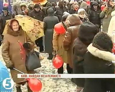 Новый Регион: МВД посчитало митингующих на Майдане - не больше 2 тыщ человек (ФОТО)
