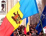 Из-за угрозы беспорядков устроители отменили в Молдавии марш в честь Денька Румынии