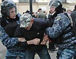 В Москве активист «Другой России» подозревается в применении насилия к омоновцу на Манежной