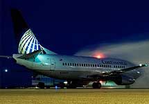 Boeing 737 авиакомпании Continental Airlines. Отметим, что фото с веб-сайта www. airplane-pictures. net