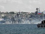 Денек ВМФ Рф прошел в Севастополе под приспущенными флагами (ФОТО) / Из-за траура на Украине отменены концерт и фейерверк